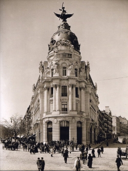 1910-Edificio_Metropolis-000-197.jpg