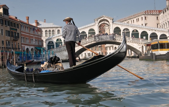 Resultado de imagen de gondola venecia