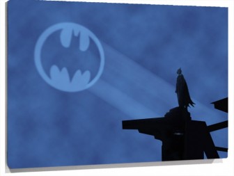 Lienzo Batman Mirando Su Logo En El cielo
