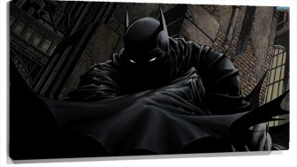 Lienzo Batman Tapandose Con Su capa