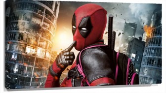 Lienzo Dead Pool ciudad en llamas
