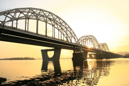 puente_kiev_muralesyvinilos_5131912__XL.jpg