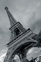 Eiffel_desde_abajo